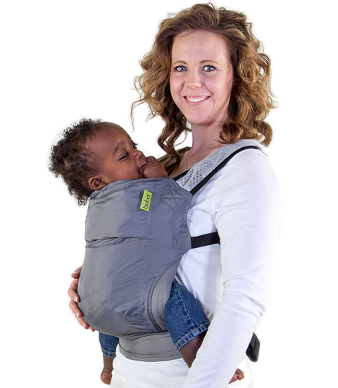 regalos prácticos para madres con bebés. Mochila de porteo ligera
